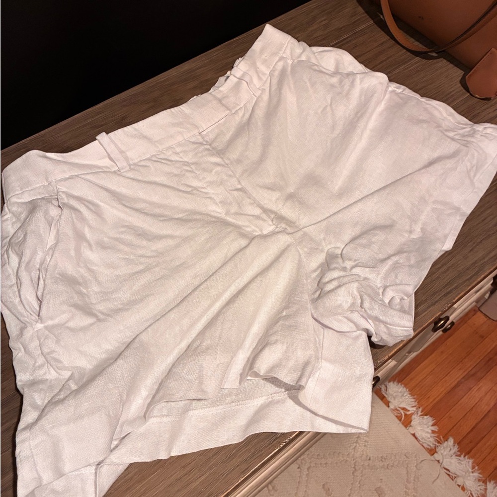 Abercrombie & Fitch White Linen Shorts
